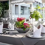 Roth Am Strande 4*