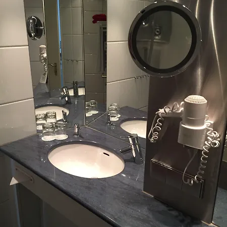 Roth Am Strande Hotel 4*