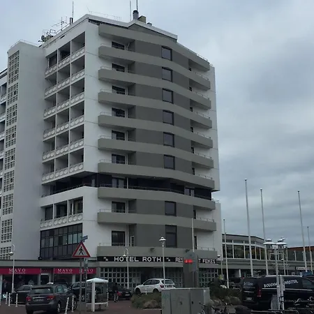 Roth Am Strande 4*