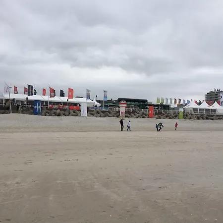 Roth Am Strande 4*